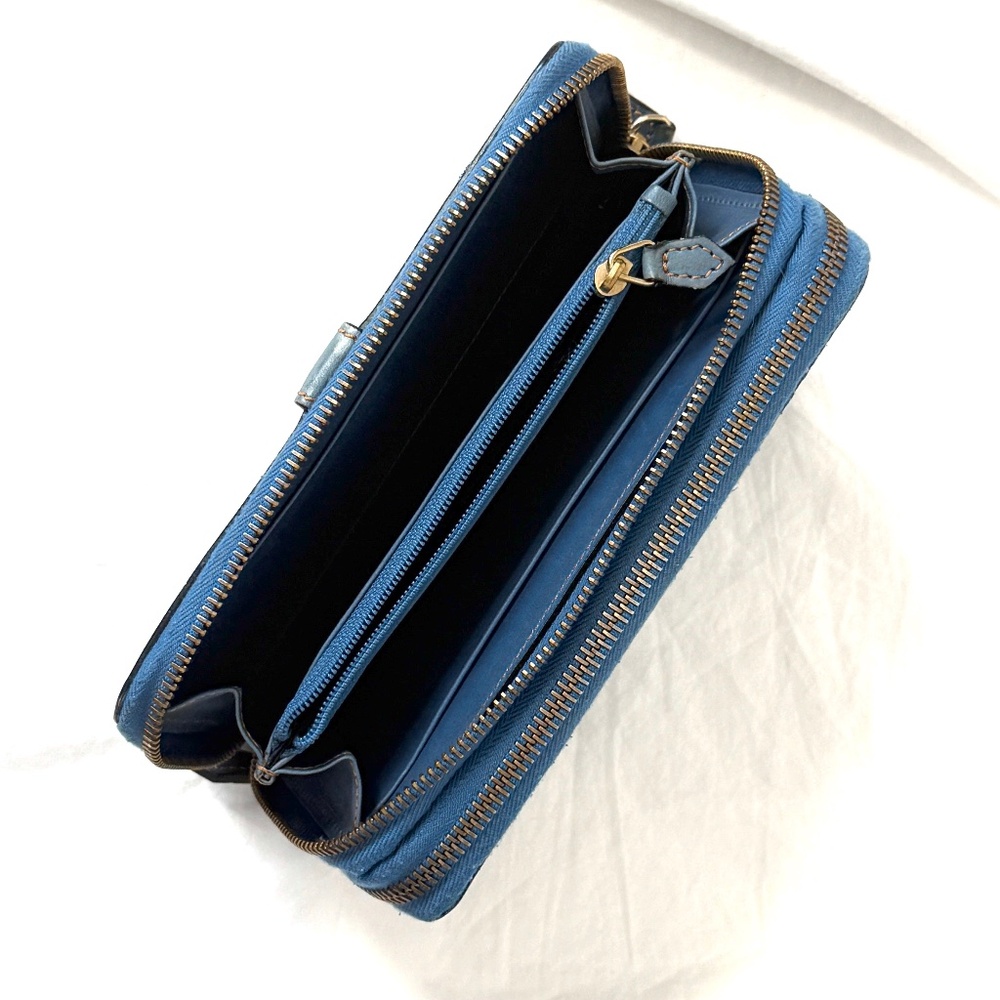 Large VNTG DOONEY & BOURKE Sky Blue Women's Wallet - Picture 6 of 10